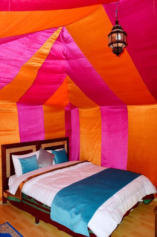 Les Roches Desert Camp Мерзуга Экстерьер фото